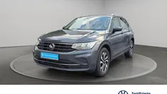Grau Gebraucht 2022 VW Tiguan Active SUV | 28.779 € (Fairer Preis)