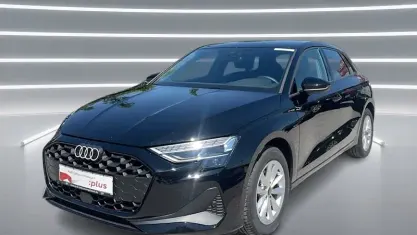 Gebraucht Audi A3 Ambiente 116 PS (85 kW) 2025 Brillantschwarz Limousine