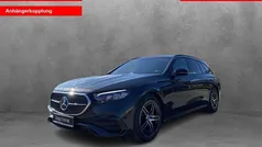 Grau Gebraucht 2024 Mercedes E220 AMG line Kombi | 48.440 € (Fairer Preis)