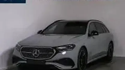 Gebraucht Mercedes E300 Premium 204 PS (150 kW) 2025 Grau Kombi