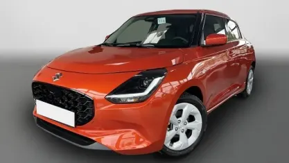 Usata Suzuki Swift Comfort 83 CV (61 kW) 2025 Arancione Utilitaria