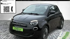 Onyxschwarz Gebraucht 2023 Fiat 500e Icon Kleinwagen | 17.970 € (Guter Preis)