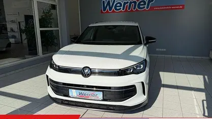 Gebraucht VW Tiguan Life 150 PS (110 kW) 2025 Weiß SUV