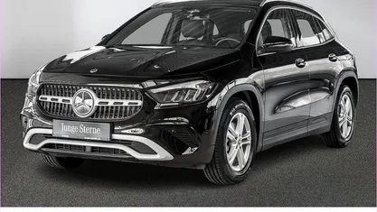 Gebraucht Mercedes GLA200 Advanced 163 PS (119 kW) 2024 Unilack nachtschwarz SUV