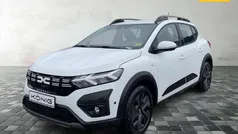 Arktisweiß Gebraucht 2025 Dacia Sandero Expression Kleinwagen | 17.889 € (Fairer Preis)