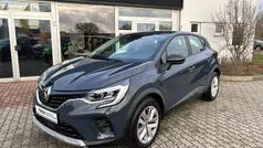 Blau Gebraucht 2023 Renault Captur Equilibre SUV | 20.499 € (Fairer Preis)