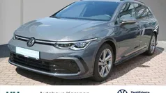 Gebraucht 2024 VW Golf VIII R-line Kombi | 29.450 € (Fairer Preis)