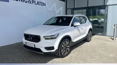 Ice white solid solid (weiß) Gebraucht 2022 Volvo XC40 Momentum SUV | 29.990 € (Guter Preis)