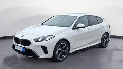 Weiß Gebraucht 2024 BMW 120 M Sport Kleinwagen | 29.930 € (Fairer Preis)