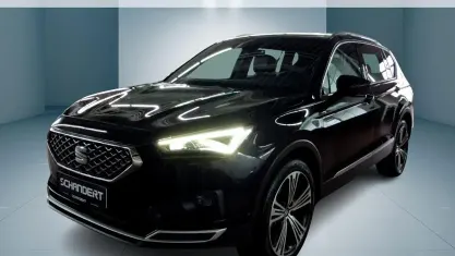 Käytetty Seat Tarraco XCELLENCE 200 HP (147 kW) 2021 Musta Katumaasturi
