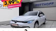 Weiss Gebraucht 2023 VW Golf VIII Life Kombi | 22.777 € (Fairer Preis)