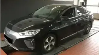 Usado Hyundai Ioniq Style 88 kW (120 CV) 2018 Negro Utilitario