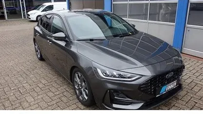 Second-hand Ford Focus ST-Line X 155 CP (114 kW) 2025 Gri Berlinǎ