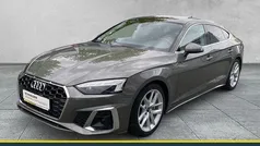 Grau Gebraucht 2024 Audi A5 Sportback S-Line Limousine | 39.490 € (Fairer Preis)