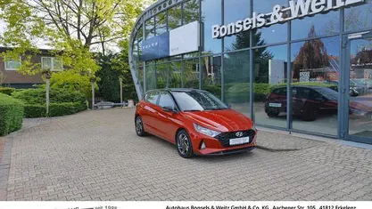 Usata Hyundai i20 Trend 101 CV (74 kW) 2021 Rosso Utilitaria
