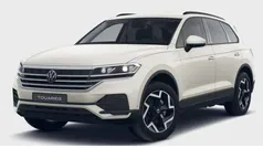 Gebraucht 2024 VW Touareg Basis SUV | 55.290 € (Guter Preis)