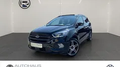 Schwarz Gebraucht 2017 Ford Kuga Vignale SUV | 19.980 € (Etwas zu teuer)