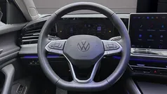 Schwarz Gebraucht 2024 VW Passat Elegance Kombi | 34.977 € (Guter Preis)