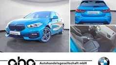 Snapper rocks blue metallic Gebraucht 2024 BMW 118 Sport Line Kleinwagen | 28.350 € (Fairer Preis)