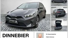Pentametal grau metallic Neu 2025 Kia Ceed Limousine | 26.695 € (Fairer Preis)