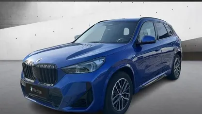Blau Gebraucht 2022 BMW X1 Luxury Line SUV | 38.900 € (Guter Preis)