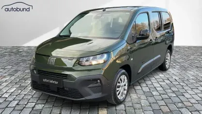Neu Fiat Doblò 131 PS (96 kW) 2025 Grün / backpackerkkhaki Van / Kleinbus