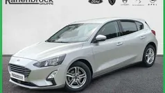 Silber Gebraucht 2021 Ford Focus Cool & Connect Limousine | 17.990 € (Guter Preis)