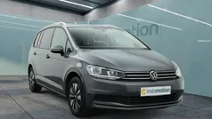 Grau Gebraucht 2024 VW Touran Move Van / Kleinbus | 31.100 € (Superpreis)