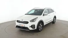 Weiß Gebraucht 2020 Kia Niro Spirit SUV | 20.290 € (Guter Preis)