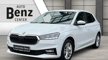 Weiß Gebraucht 2024 Skoda Fabia Selection Kleinwagen | 16.890 € (Fairer Preis)
