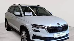 Moonweiß perleffekt Gebraucht 2022 Skoda Karoq Style SUV | 22.990 € (Fairer Preis)