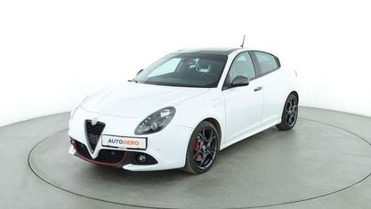 Gebraucht Alfa Romeo Giulietta Veloce 241 PS (177 kW) 2018 Weiß Limousine