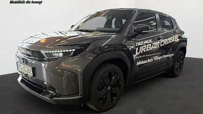 Neu Toyota Urban Cruiser Lounge 128 kW (175 PS) 2026 Grandeur grey SUV