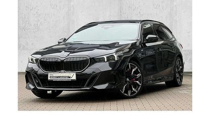 Käytetty BMW 540 M Sport 286 HP (210 kW) 2025 Musta Farmari