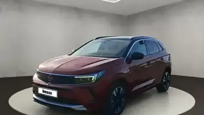 Gebraucht Opel Grandland X Elegance 224 PS (164 kW) 2023 Rubin rot (m2) SUV