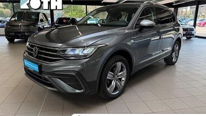 Gebraucht VW Tiguan Allspace Life 150 PS (110 kW) 2023 Grau SUV