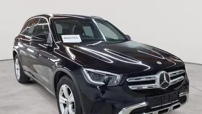 Gebraucht Mercedes GLC220 194 PS (142 kW) 2021 Schwarz SUV