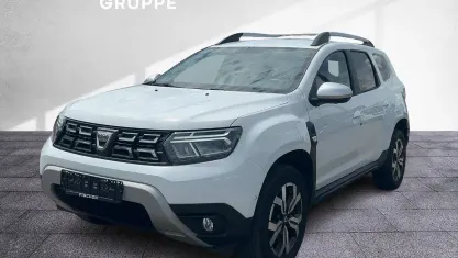 Używany Dacia Duster Prestige 101 KM (74 kW) 2022 Biały SUV
