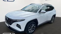 Weiß Gebraucht 2021 Hyundai Tucson Trend SUV | 24.990 € (Fairer Preis)