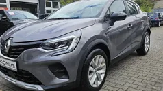 Grau Gebraucht 2024 Renault Captur Equilibre SUV | 19.489 € (Fairer Preis)