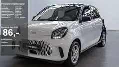 Gebraucht 2021 Smart ForFour Electric Drive Passion Limousine | 10.144 € (Fairer Preis)