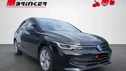 Neu VW Golf VIII Life 150 PS (110 kW) 2025 Grenadillschwarz metallic Limousine