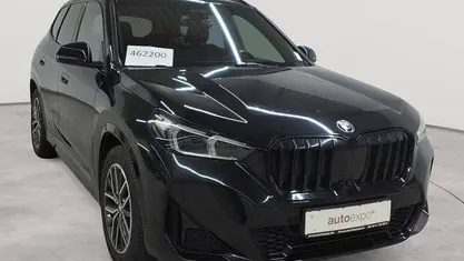 Saphirschwarz metallic Gebraucht 2023 BMW X1 M Sport SUV | 34.090 € (Fairer Preis)