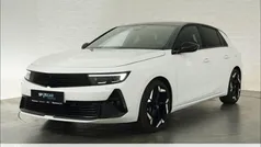 Weiss Gebraucht 2023 Opel Astra GSe Limousine | 28.324 € (Fairer Preis)