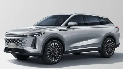 Neu Omoda 9 537 PS (394 kW) 2026 Tech grey SUV