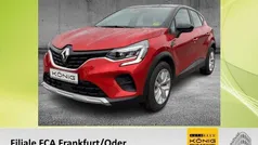 Dezirrot metallic, dach in bl Gebraucht 2024 Renault Captur Equilibre SUV | 18.998 € (Fairer Preis)