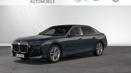 Gebraucht BMW 740 M Sport 299 PS (219 kW) 2025 Bmw individual dravitgrau metallic Limousine