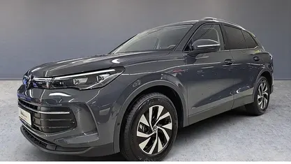 Neu VW Tiguan Life 150 PS (110 kW) 2025 Grau SUV