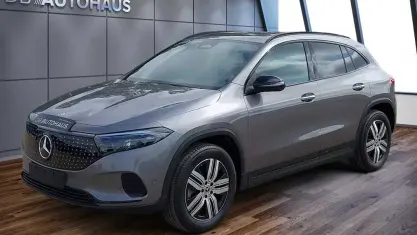 Gebraucht Mercedes EQA300 167 kW (228 PS) 2024 Grau SUV