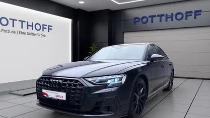 Schwarz Gebraucht 2024 Audi S8 Ambiente Limousine | 109.750 € (Fairer Preis)